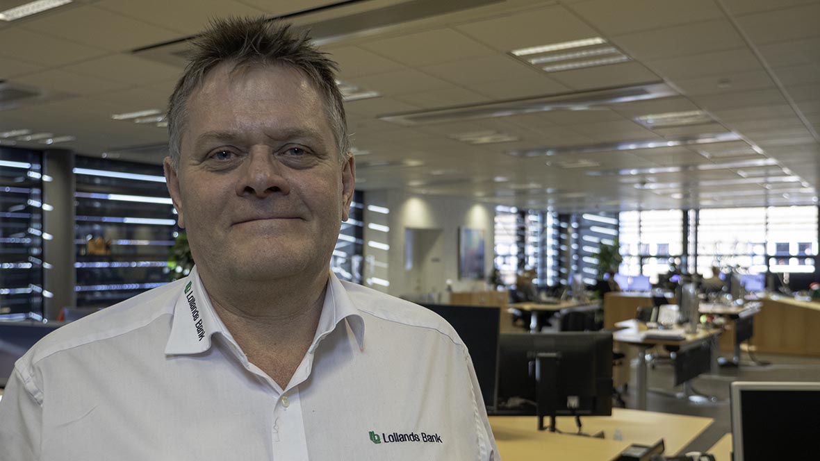 Filialdirektør Finn Pedersen fra Lollands Bank har en klar opfordring til erhvervsdrivende; Kontakt banken før, at det er for sent
