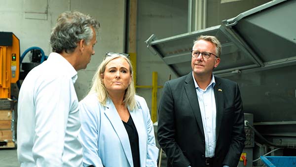 Grønt erhvervseventyr på Bogø imponerer erhvervsministeren